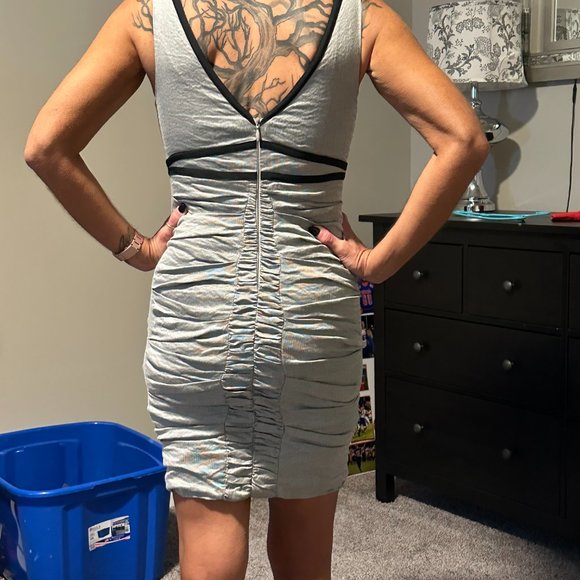 Nicole Miller Black and gray ruched dress - Picture 8 of 8